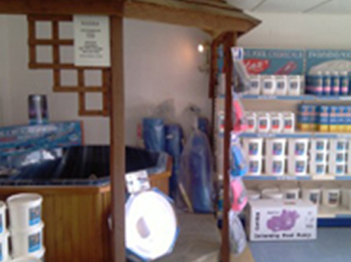 Showroom Hot tub in store with pool accessories